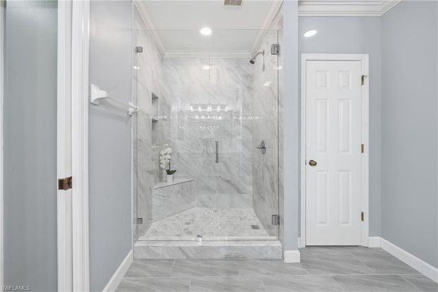 15078 Topsail CT, Naples, FL 34119