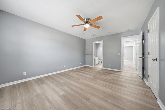 15078 Topsail CT, Naples, FL 34119