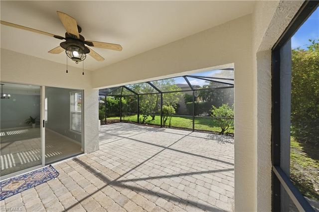 15078 Topsail CT, Naples, FL 34119