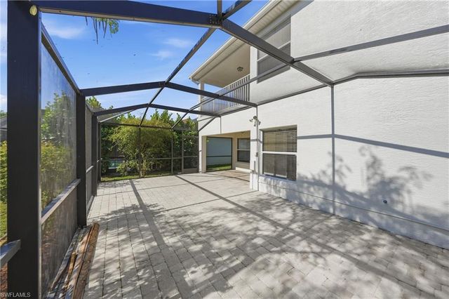 15078 Topsail CT, Naples, FL 34119