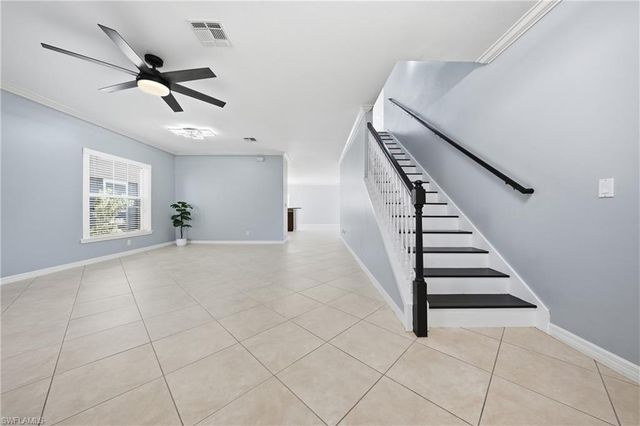 15078 Topsail CT, Naples, FL 34119