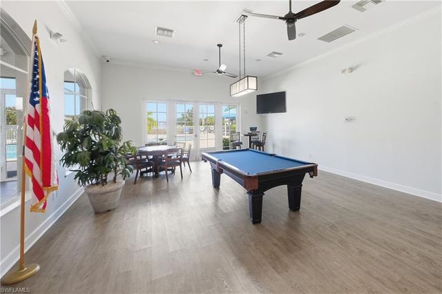 15078 Topsail CT, Naples, FL 34119