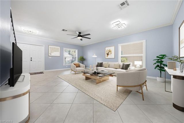 15078 Topsail CT, Naples, FL 34119