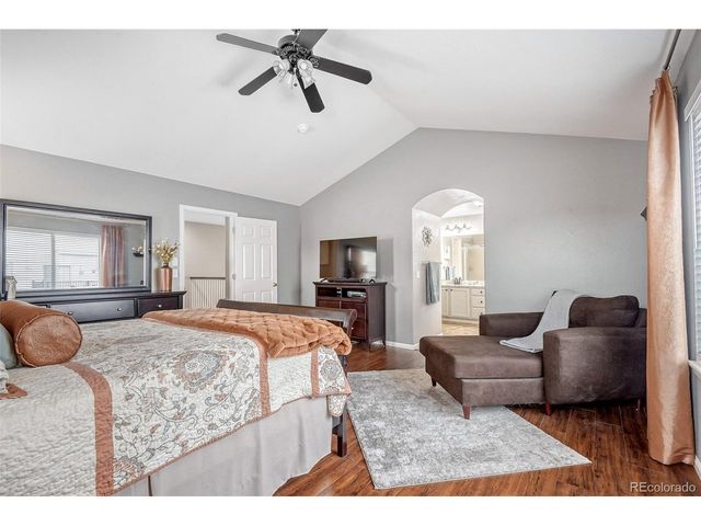 360 Kingbird Cir, Highlands Ranch, CO 80129