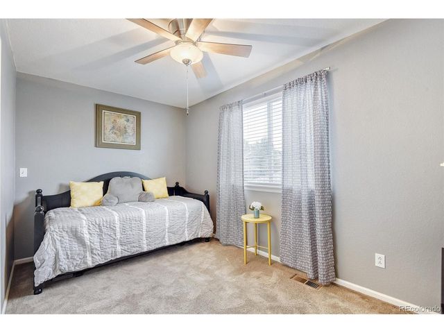 360 Kingbird Cir, Highlands Ranch, CO 80129