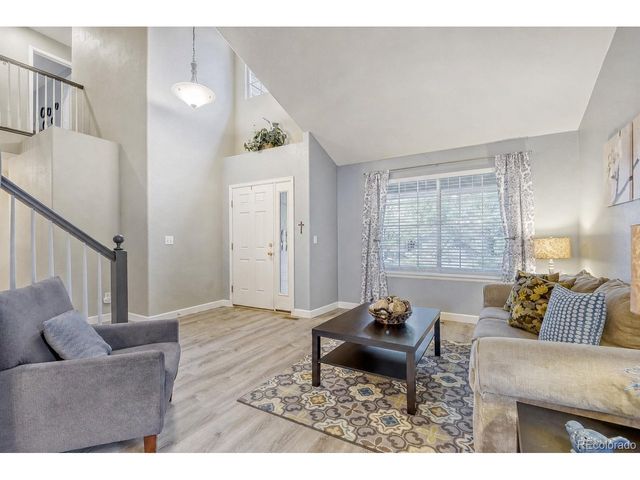 360 Kingbird Cir, Highlands Ranch, CO 80129