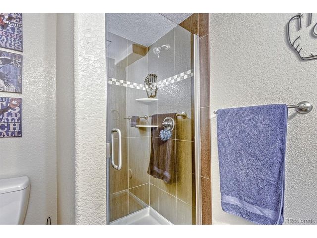 360 Kingbird Cir, Highlands Ranch, CO 80129