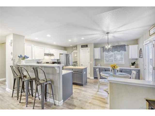 360 Kingbird Cir, Highlands Ranch, CO 80129