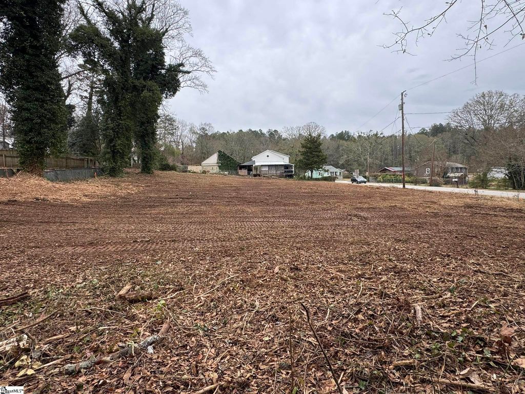 231 Murrell Road, Greenville, SC 29605