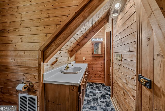 793 Pyne Road, Lagrange, GA 30240