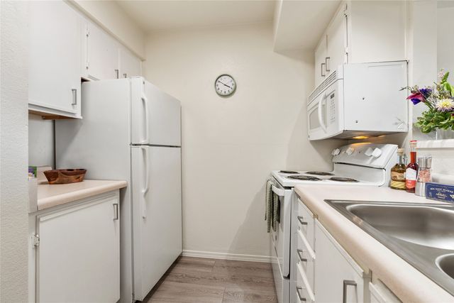 2210 Miguel Chavez Road 1423, Santa Fe, NM 87505