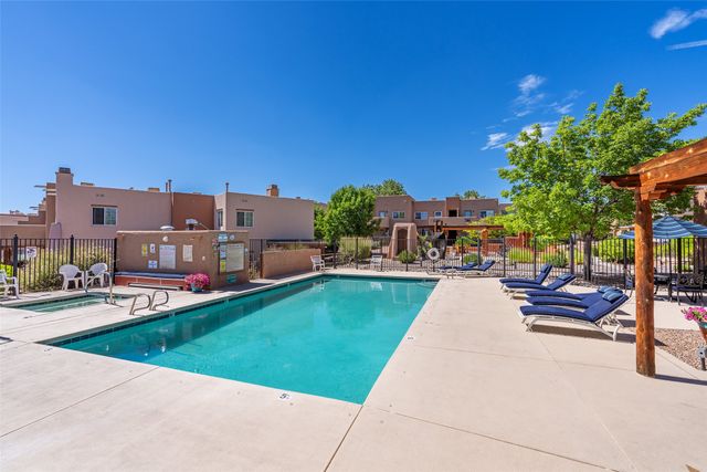 2210 Miguel Chavez Road 1423, Santa Fe, NM 87505