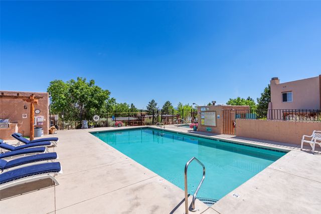 2210 Miguel Chavez Road 1423, Santa Fe, NM 87505