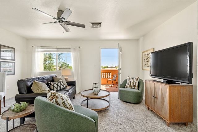 2210 Miguel Chavez Road 1423, Santa Fe, NM 87505