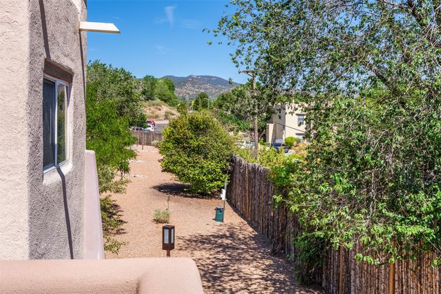 2210 Miguel Chavez Road 1423, Santa Fe, NM 87505