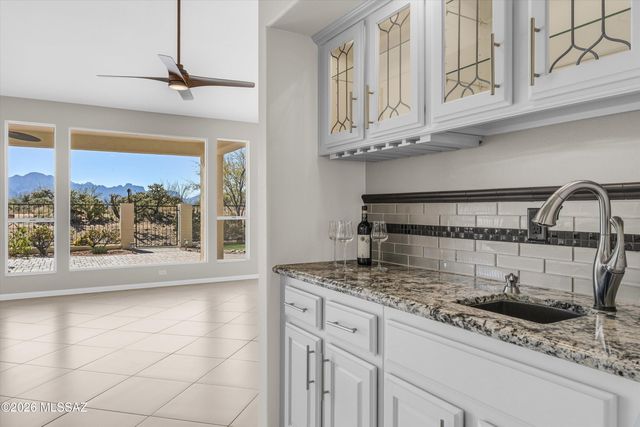 64671 E Canyon Shadows Lane, Tucson, AZ 85739