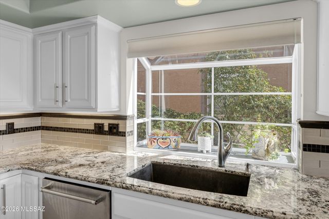 64671 E Canyon Shadows Lane, Tucson, AZ 85739