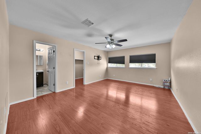 8331 Davis Cavern, San Antonio, TX 78254