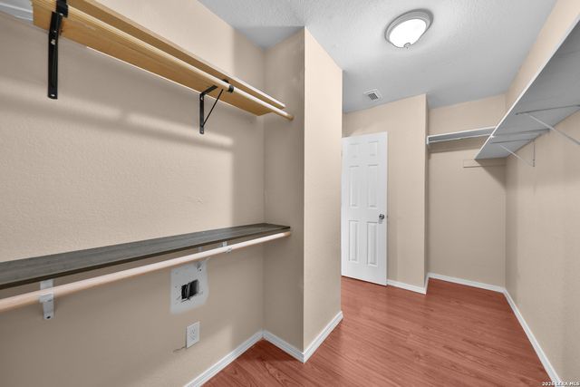 8331 Davis Cavern, San Antonio, TX 78254