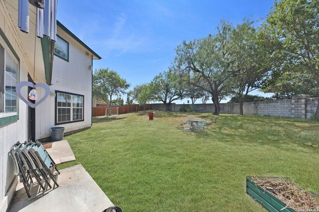8331 Davis Cavern, San Antonio, TX 78254
