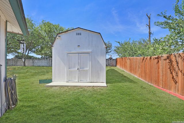 8331 Davis Cavern, San Antonio, TX 78254