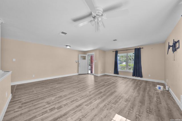 8331 Davis Cavern, San Antonio, TX 78254