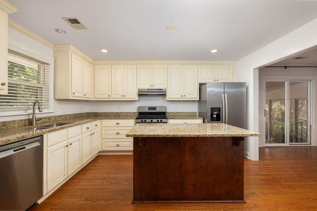 1056 Keats Road, Charleston, SC 29407