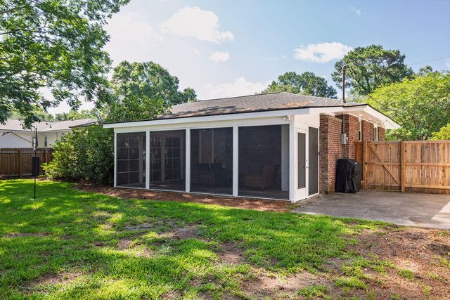 1056 Keats Road, Charleston, SC 29407