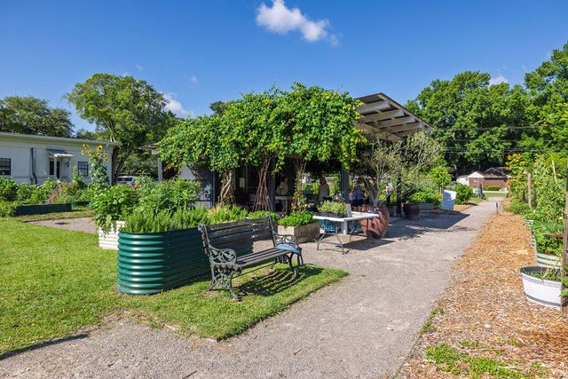 1056 Keats Road, Charleston, SC 29407