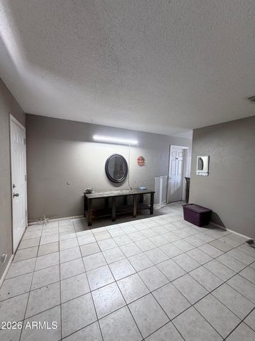 2022 E ALDER Circle, Mesa, AZ 85204