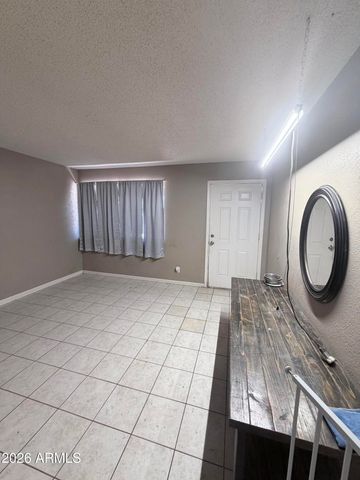 2022 E ALDER Circle, Mesa, AZ 85204