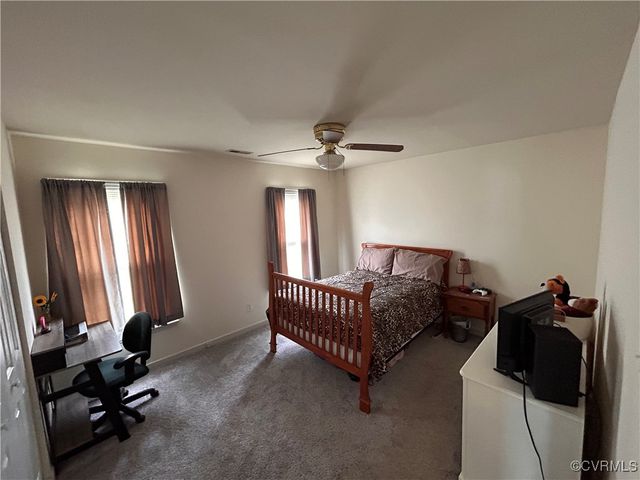 6033 Ironworks Ct, Mechanicsville, VA 23111