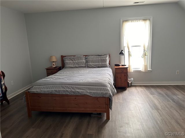 6033 Ironworks Ct, Mechanicsville, VA 23111