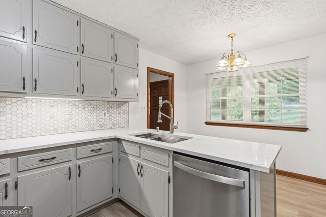 25 Melanie Drive, Stockbridge, GA 30281