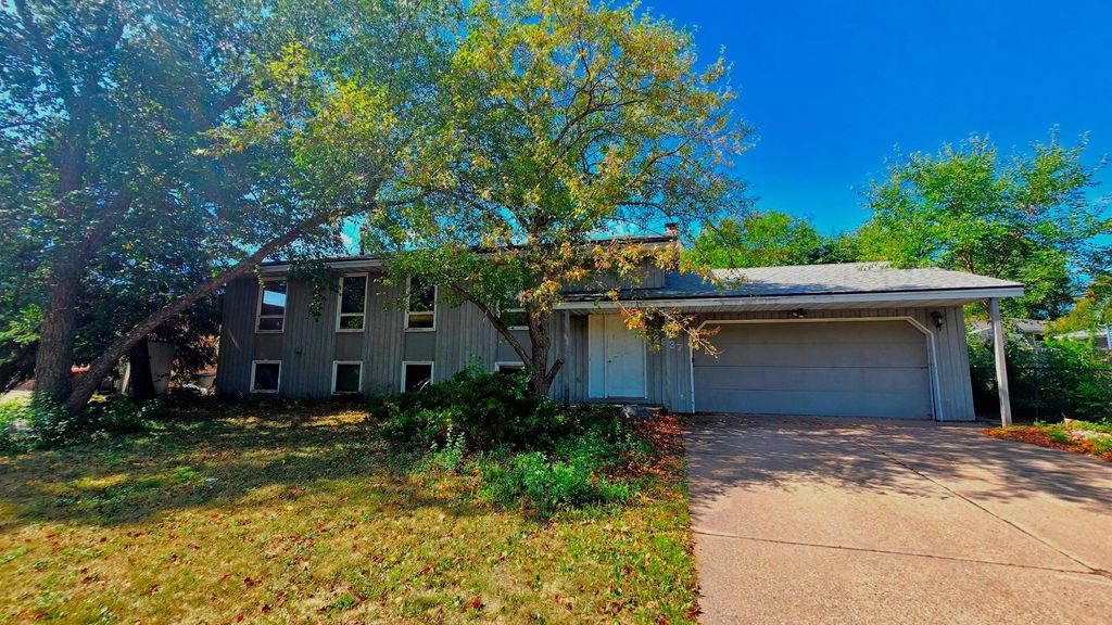 2937 Chippewa Avenue, Maplewood, MN 55109 — exterior