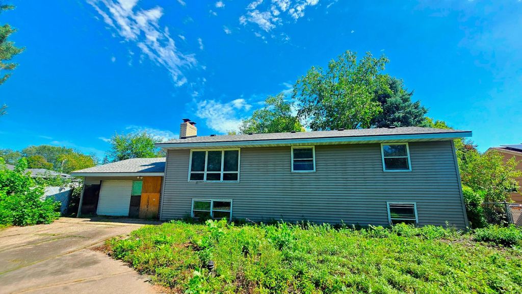 2937 Chippewa Avenue, Maplewood, MN 55109 — photo 2