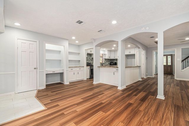 6307 Bayonne Drive, Spring, TX 77389