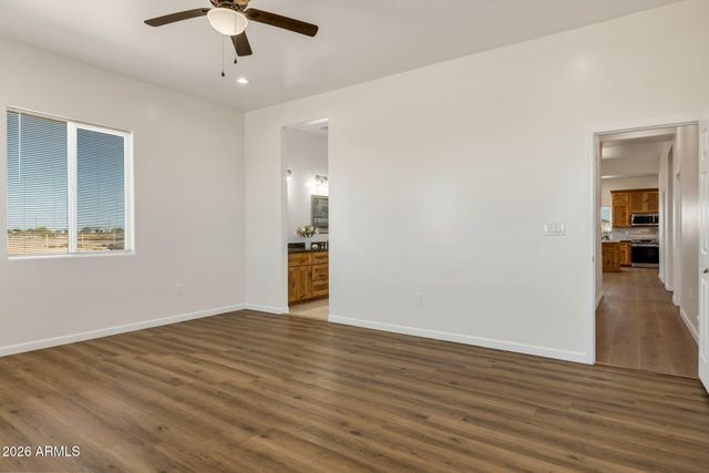 37010 W WHITTON Avenue, Tonopah, AZ 85354