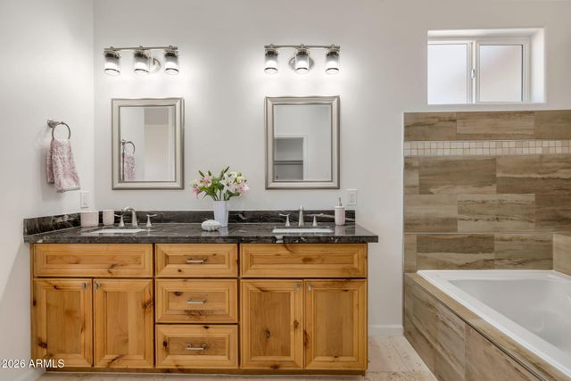 37010 W WHITTON Avenue, Tonopah, AZ 85354