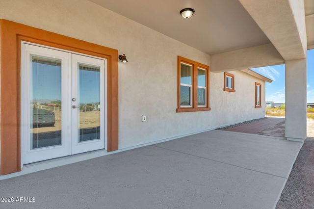 37010 W WHITTON Avenue, Tonopah, AZ 85354
