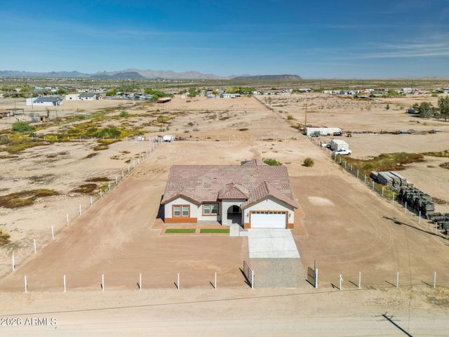 37010 W WHITTON Avenue, Tonopah, AZ 85354