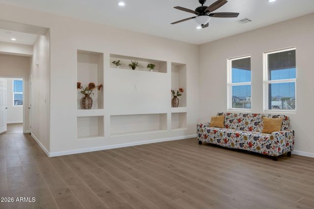 37010 W WHITTON Avenue, Tonopah, AZ 85354