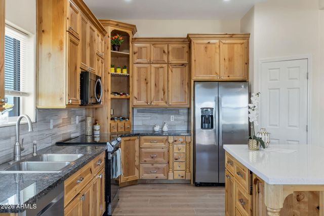 37010 W WHITTON Avenue, Tonopah, AZ 85354