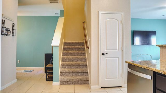 312 Driftwood Grove Lane, Brookshire, TX 77423