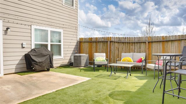 312 Driftwood Grove Lane, Brookshire, TX 77423