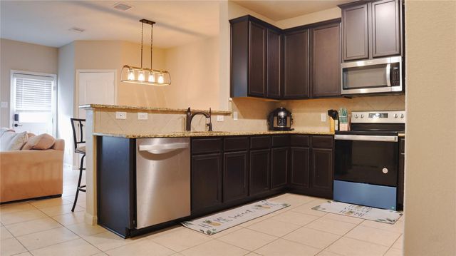 312 Driftwood Grove Lane, Brookshire, TX 77423