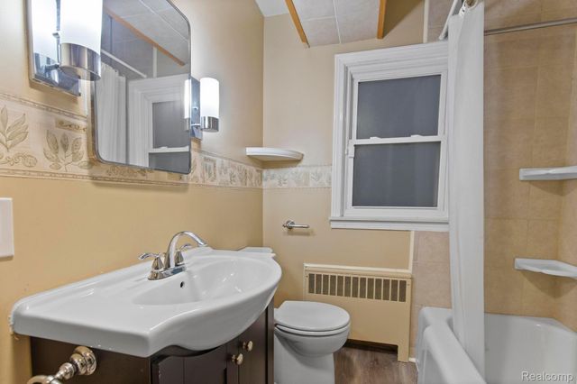 114 Interlochen Drive, Algonac, MI 48001