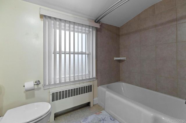 114 Interlochen Drive, Algonac, MI 48001