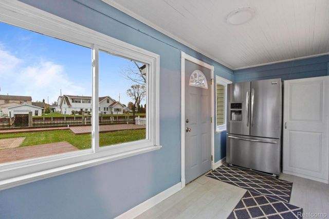 114 Interlochen Drive, Algonac, MI 48001