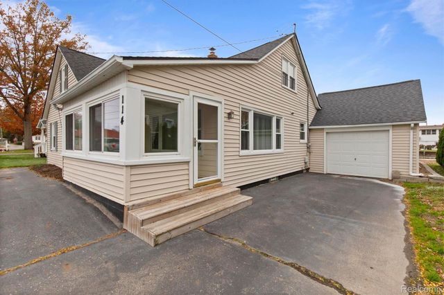 114 Interlochen Drive, Algonac, MI 48001